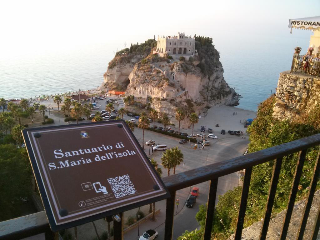 הוילה טרופאה Residenza San Michele מראה חיצוני תמונה